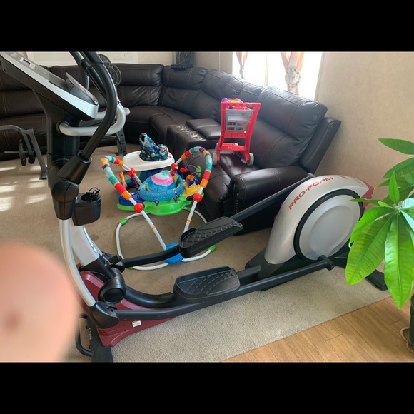 Pro-Form Exercise Machine - Picture 1 of 3
